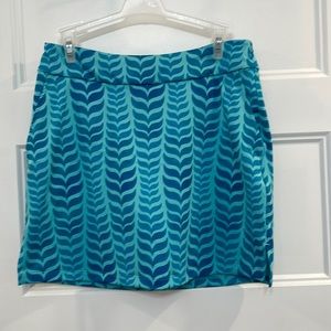 Vineyard Vine Performance Sport Skirt blue with whale tales size XXS
